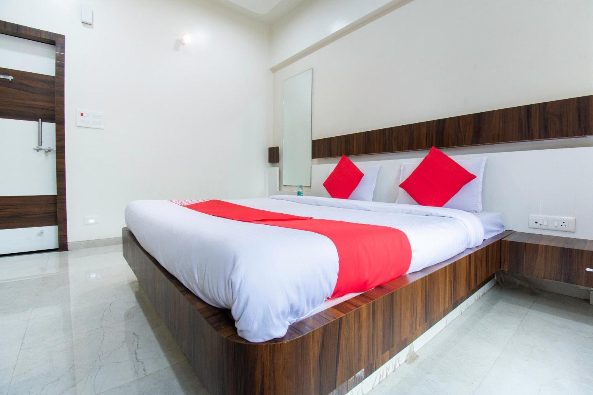 Hotel O Hari Vitthala Palace Sonai Eksteriør billede