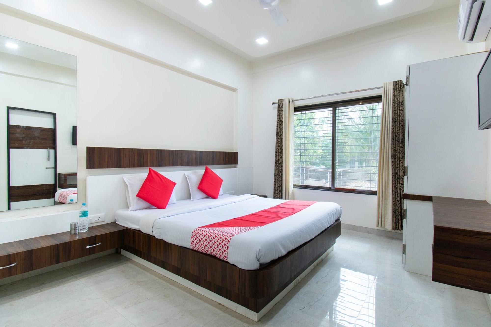 Hotel O Hari Vitthala Palace Sonai Eksteriør billede